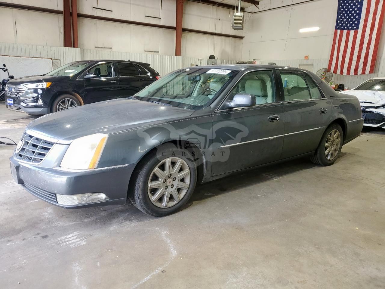Cadillac DTS PREMIUM COLLECTION 4.6L 8 2011