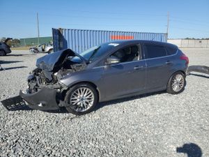 Ford Focus TITANIUM 2.0L 4 2014