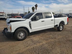 Ford F-250 SUPER DUTY 6.8L 8 2024