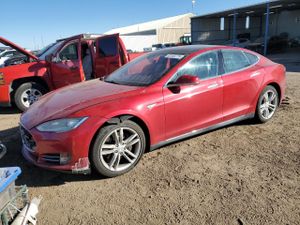 Tesla Model S 85 2015