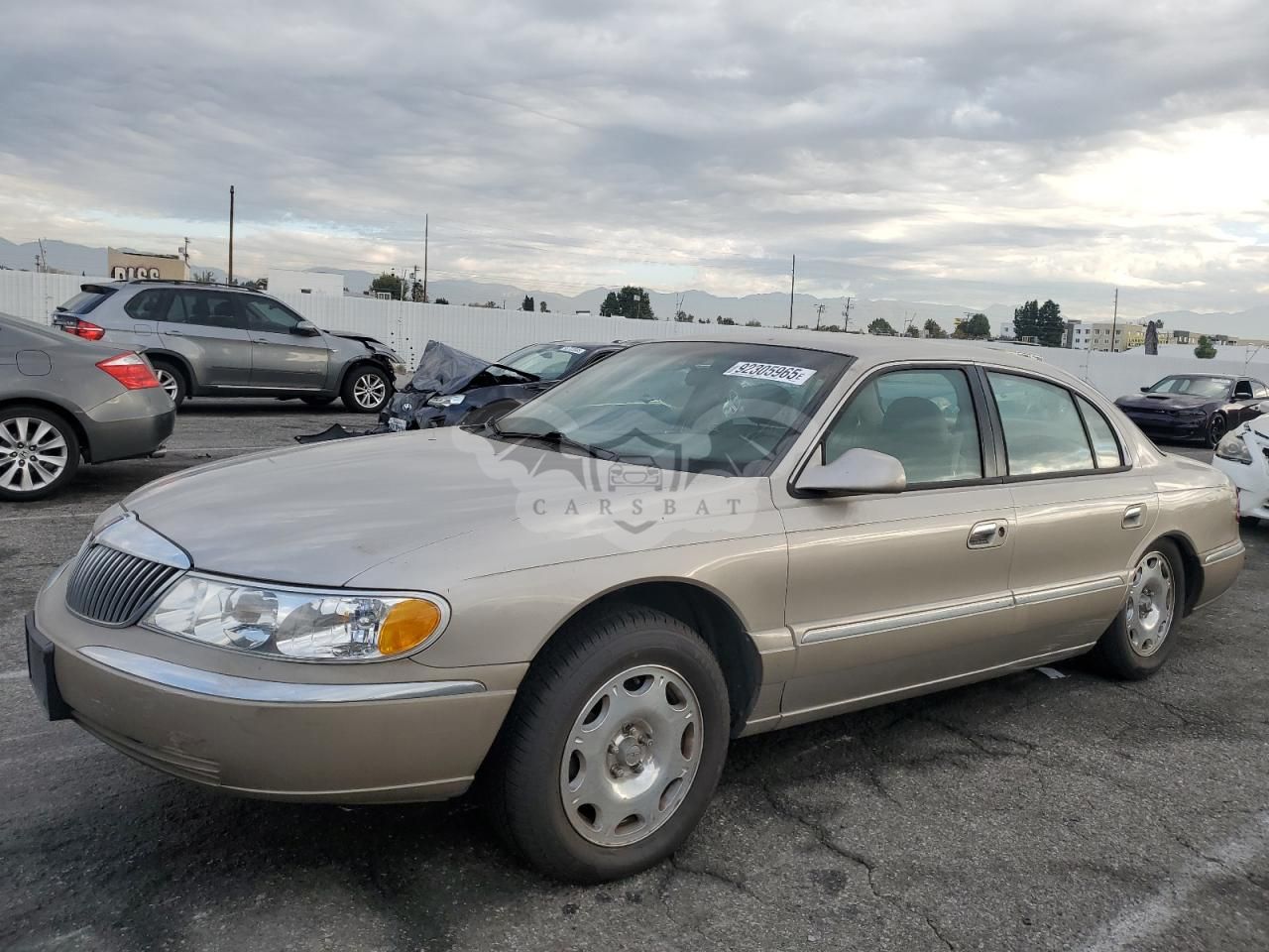 Lincoln Continental 4.6L 8 1999