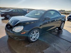 Volkswagen Eos LUX 2.0L 4 2010