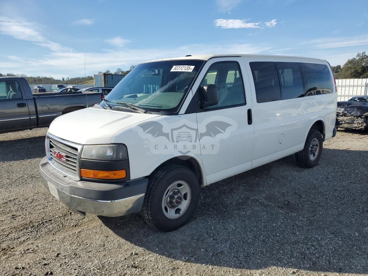 GMC Savana G2500 LT 4.8L 8 2015