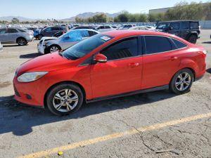 Ford Focus SE 2.0L 4 2013