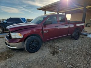 RAM 1500 ST 5.7L 8 2015