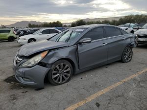 Hyundai Sonata SE 2.0L 4 2013