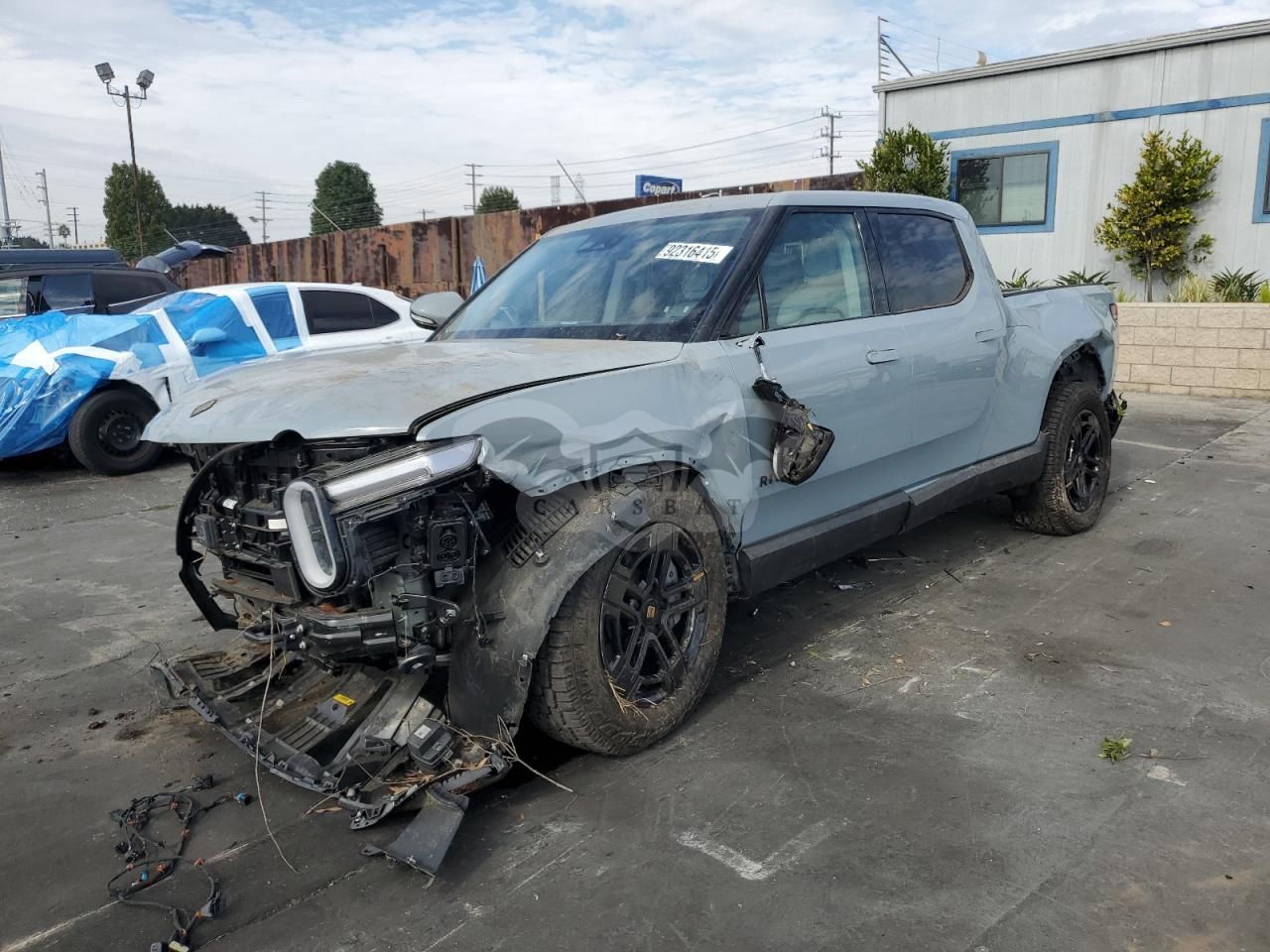 Rivian R1T ADVENTURE 2025