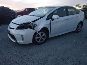 Toyota Prius 1.8L 4 2015