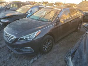Hyundai Sonata SE 2.4L 4 2015