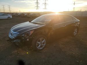 Hyundai Sonata SE 2.4L 4 2013