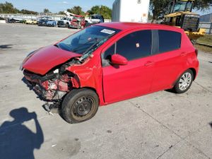 Toyota Yaris 1.5L 4 2015