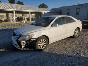 Toyota Camry BASE 2.5L 4 2010