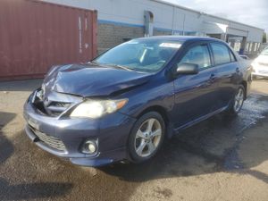 Toyota Corolla BASE 1.8L 4 2013