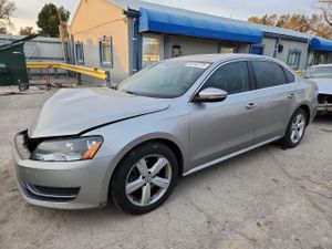 Volkswagen Passat SE 2.5L 5 2012