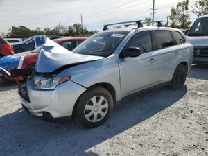Mitsubishi Outlander ES 2.4L 4 2014