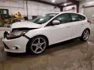 Ford Focus TITANIUM 2.0L 4 2012