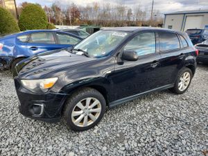 Mitsubishi Outlander ES 2.0L 4 2013