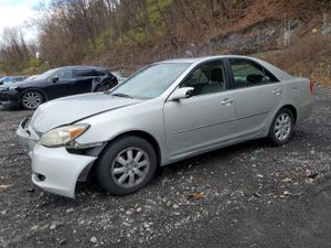 Toyota Camry LE 3.0L 6 2002