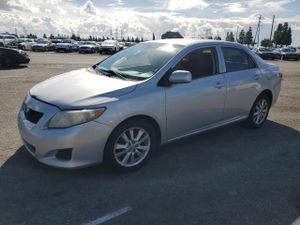 Toyota Corolla BASE 1.8L 4 2010