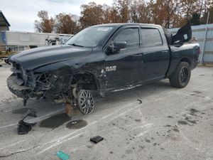 RAM 1500 SPORT 5.7L 8 2014
