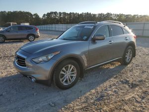 Infiniti QX70 3.7L 6 2014