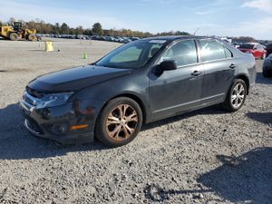 Ford Fusion SE 2.5L 4 2012