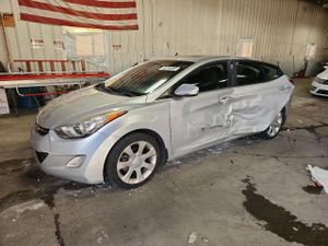 Hyundai Elantra GLS 1.8L 4 2013