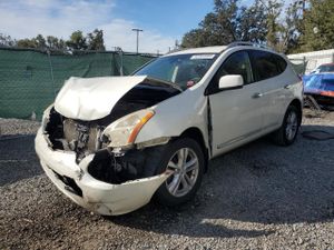 Nissan Rogue S 2.5L 4 2013
