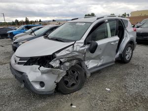 Toyota Rav4 LE 2.5L 4 2013