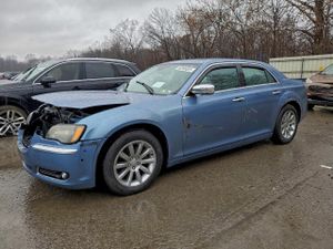Chrysler 300 LIMITED 3.6L 6 2011