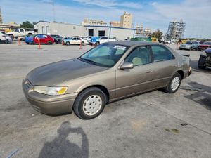 Toyota Camry LE 2.2L 4 1999