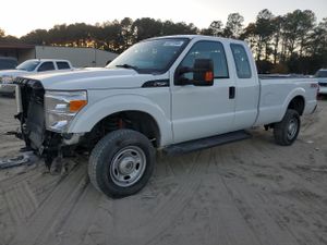 Ford F-250 SUPER DUTY 6.2L 8 2015