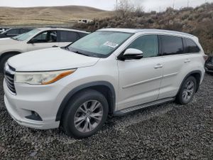 Toyota Highlander XLE 3.5L 6 2014