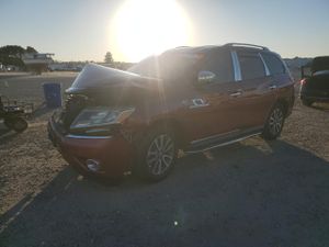 Nissan Pathfinder S 3.5L 6 2013