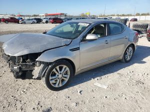 Kia Optima LX 2.4L 4 2013