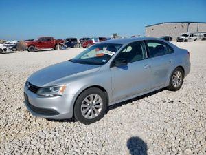 Volkswagen Jetta BASE 2.0L 4 2012