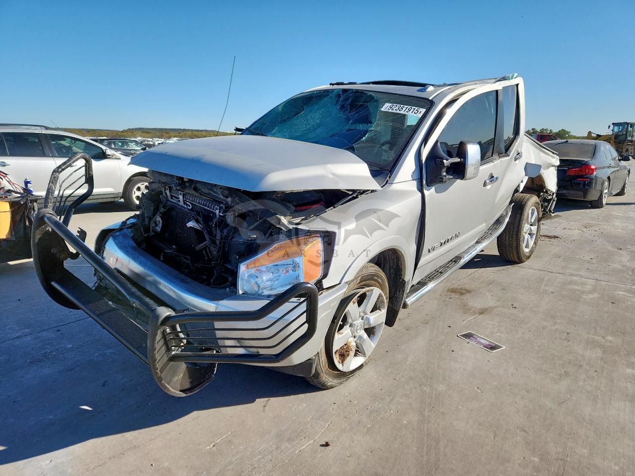 Nissan Titan S 5.6L 8 2013