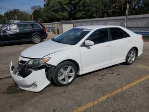 Toyota Camry L 2.5L 4 2013