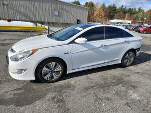 Hyundai Sonata HYBRID 2.4L 4 2015