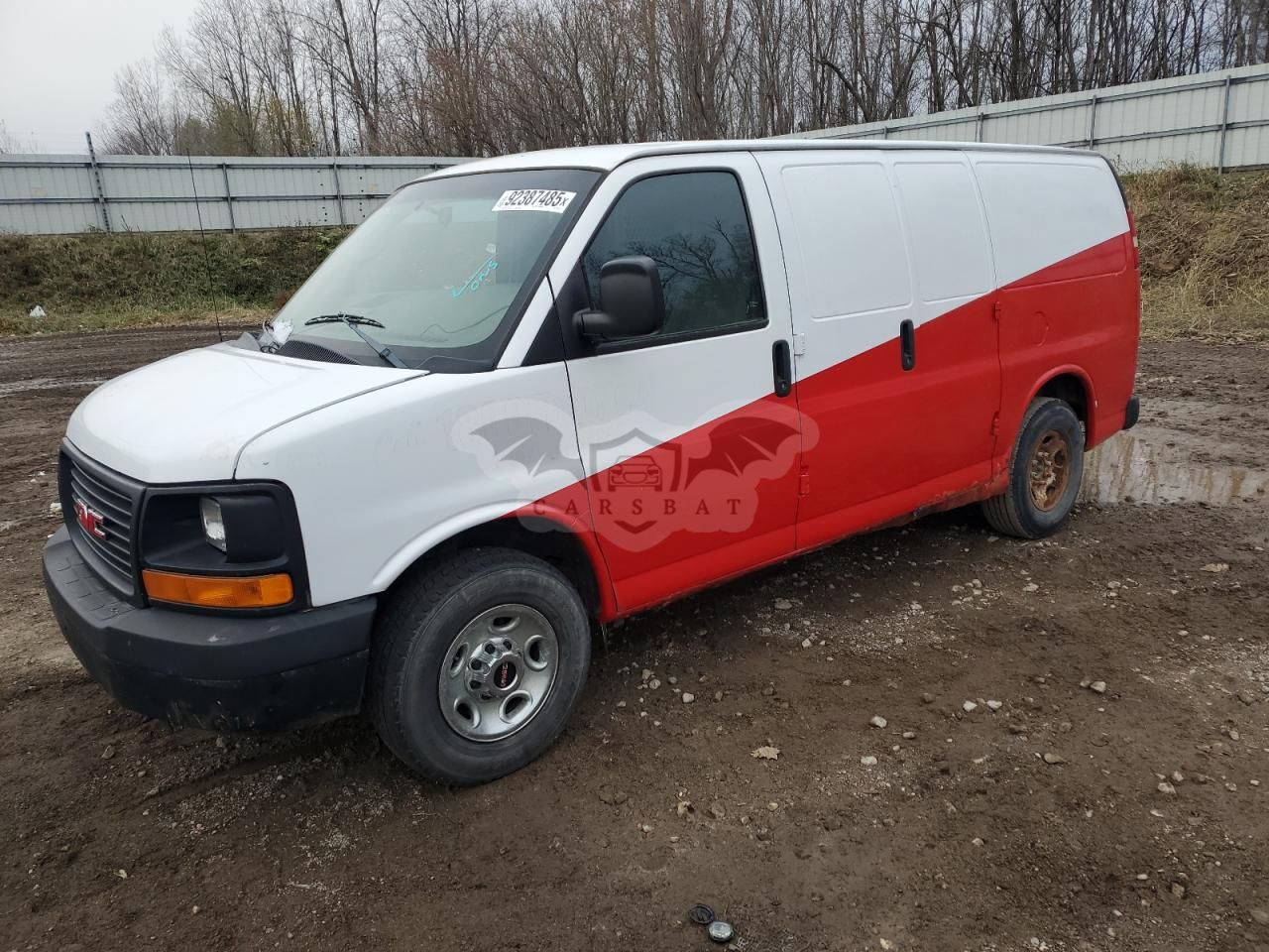 GMC Savana G2500 4.8L 8 2011