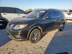 Nissan Rogue S 2.5L 4 2014