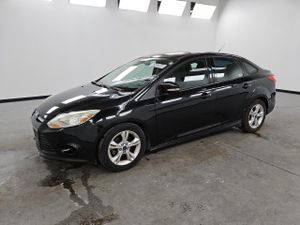 Ford Focus SE 2.0L 4 2014