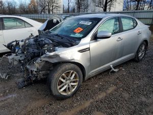 Kia Optima LX 2.4L 4 2013