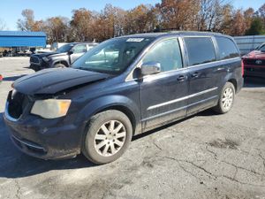Chrysler Town & Country TOURING L 3.6L 6 2011