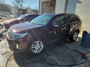 Kia Sorento LX 2.4L 4 2014