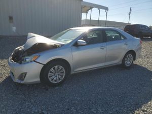 Toyota Camry L 2.5L 4 2014