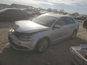 Volkswagen Jetta TDI 2.0L 4 2013