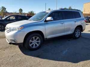 Toyota Highlander BASE 3.5L 6 2013
