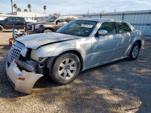 Chrysler 300 TOURING 3.5L 6 2005