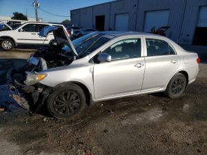 Toyota Corolla BASE 1.8L 4 2010